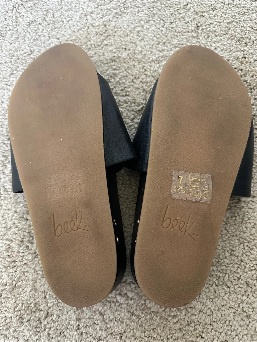 Beek Pelican Black Slide Sandals